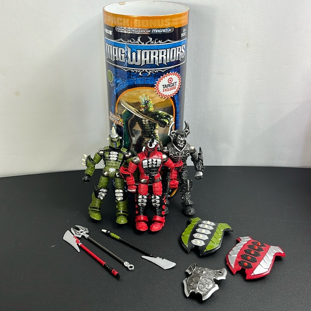 Mega Blocks Mag Warriors Crymson Drachnid + bonus magnetic building battle 3pack